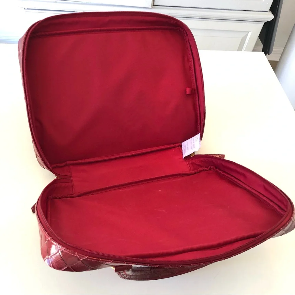 NWOT Estée Lauder Woven Burgundy Vanity Train Case Makeup Travel Laptop Bag